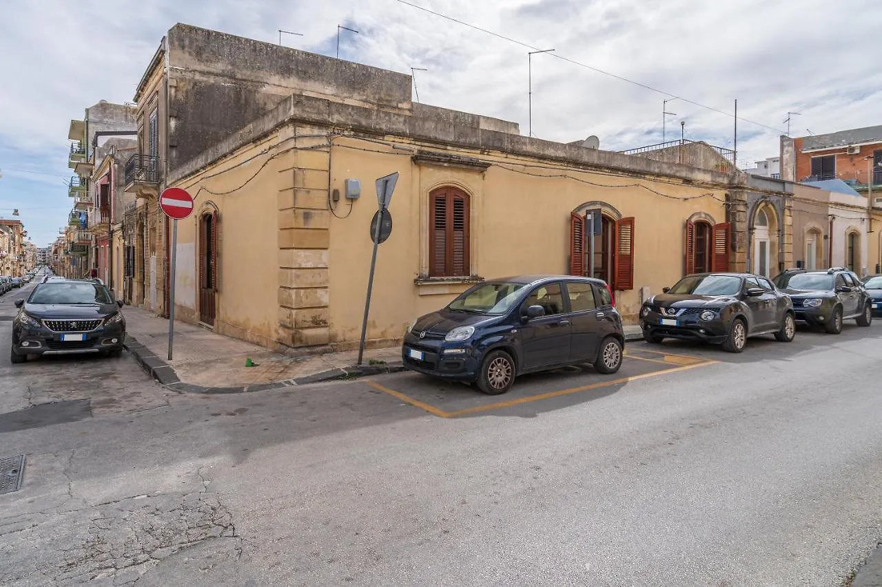 Domus La Terra Apartment Syracuse 0*,
